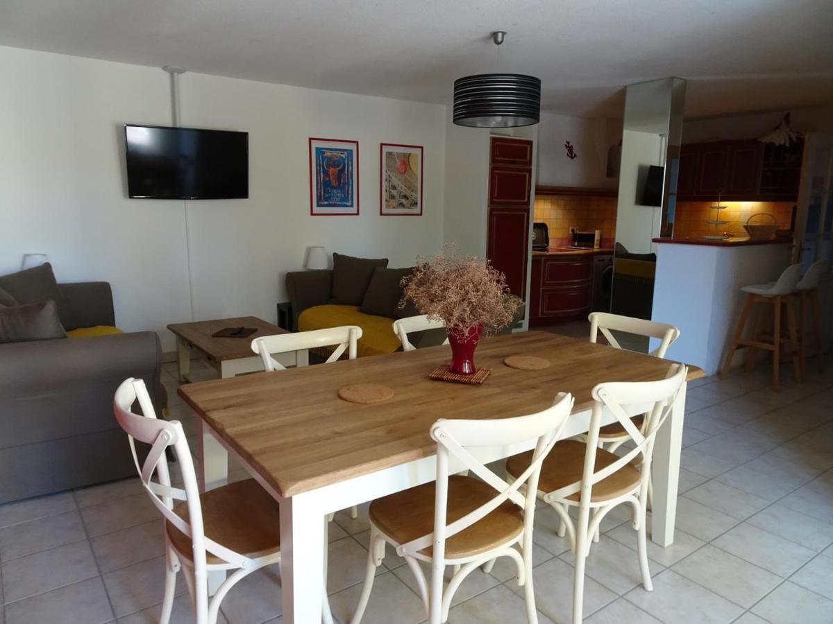 Les Manades Apartment Aigues-Mortes Exterior photo